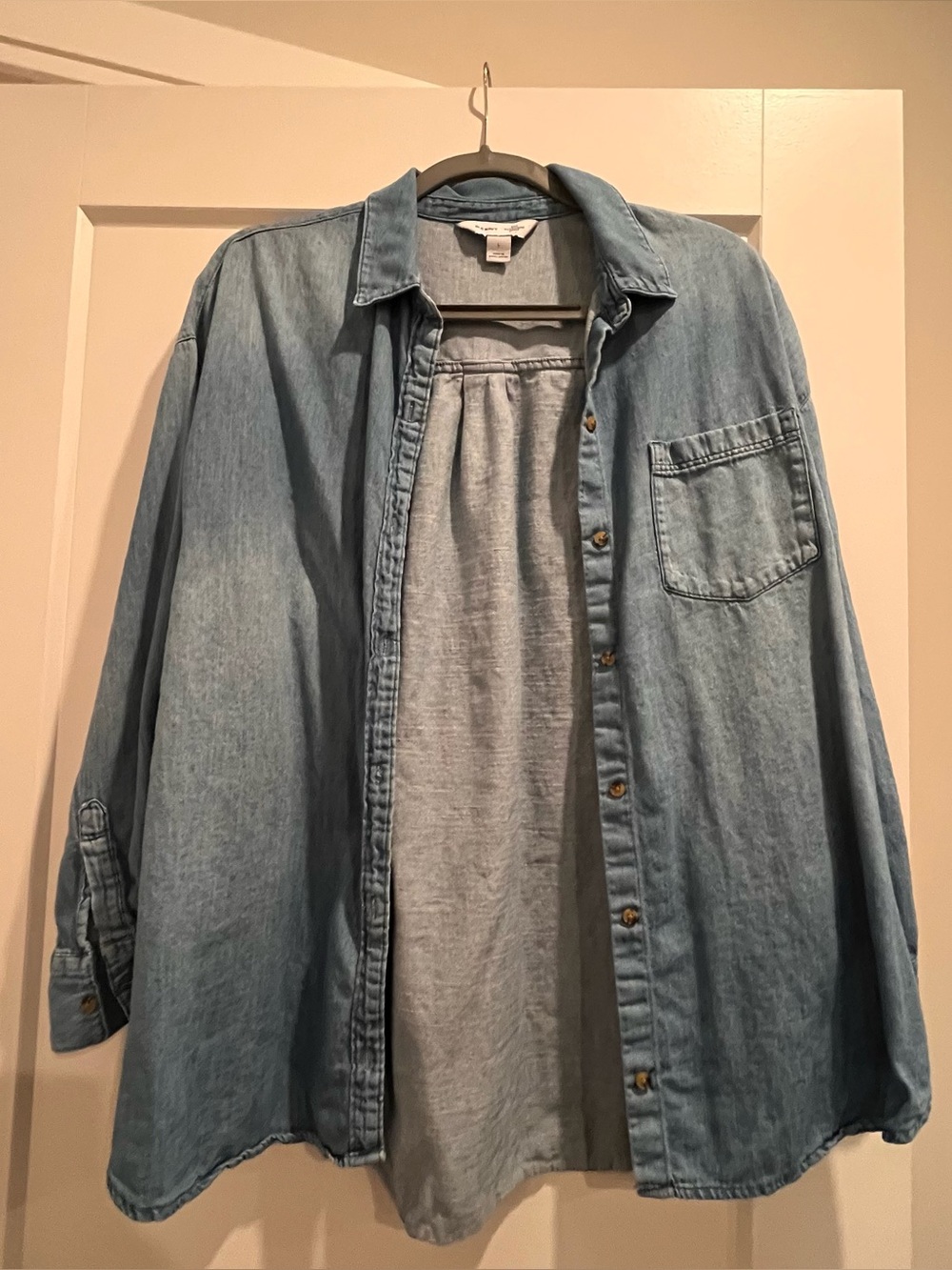 Old Navy denim/ chambray button up